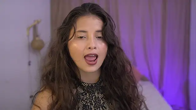 lirio05 online show from 11.14.25