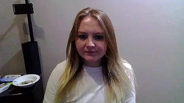 PhatAssBlond online show from 12.16.24