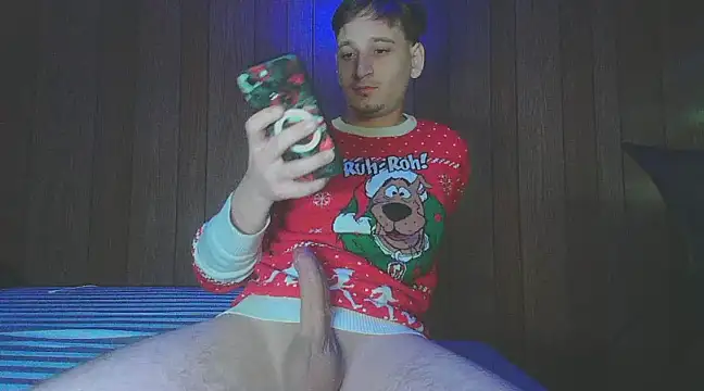 Snapshot of zultrahot chatting on 12.26.24 zultrahot online show from 12.26.24