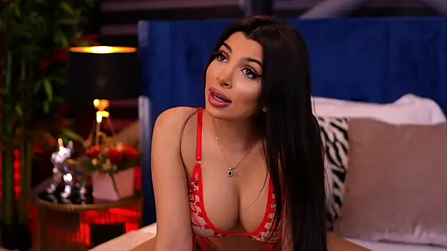 Snapshot of NicoleCellini chatting on 03.14.25 NicoleCellini online show from 03.14.25