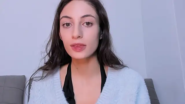 Snapshot of Melanie_Angel chatting on 12.20.25 Melanie Angel online show from 12.20.25