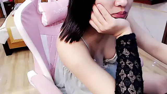 Snapshot of phuong-anh1709 chatting on 12.04.24 phuong-anh1709 online show from 12.04.24