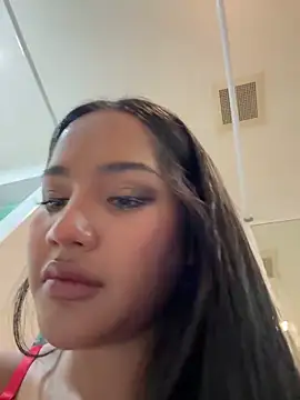 Snapshot of ice_ice_babyy chatting on 03.21.25 ice ice babyy online show from 03.21.25