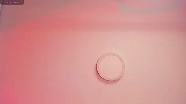 Snapshot of Emiilycollins chatting on 12.22.24 Emiilycollins online show from 12.22.24