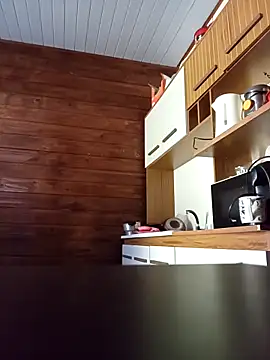 Snapshot of nati2roots chatting on 11.19.25 nati2roots online show from 11.19.25