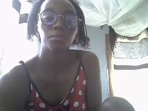 Snapshot of ElianeHot chatting on 02.08.25 ElianeHot online show from 02.08.25