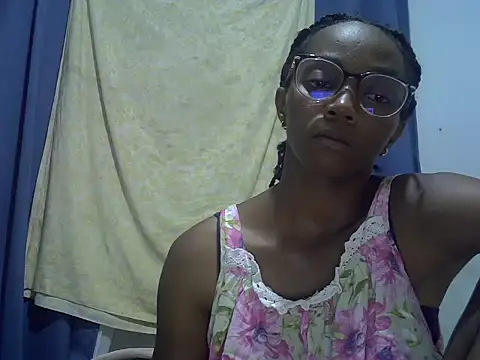 Snapshot of ElianeHot chatting on 03.16.26 ElianeHot online show from 03.16.26