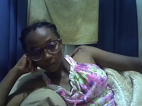 Snapshot of ElianeHot chatting on 03.23.26 ElianeHot online show from 03.23.26