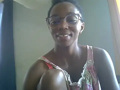Snapshot of ElianeHot chatting on 03.27.26 ElianeHot online show from 03.27.26