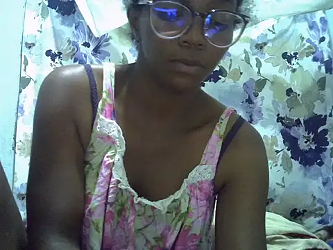 Snapshot of ElianeHot chatting on 05.02.26 ElianeHot online show from 05.02.26