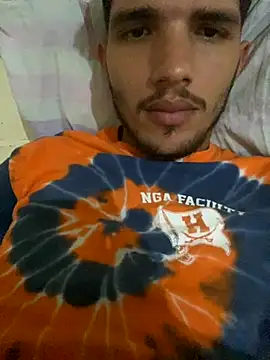 Snapshot of Yosmkl chatting on 11.29.25 Yosmkl online show from 11.29.25