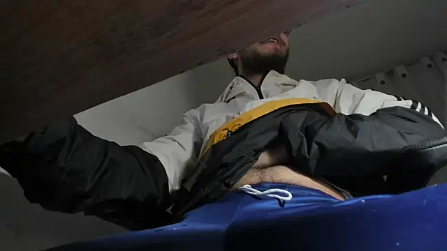 Snapshot of s_sven03 chatting on 02.14.25 s sven03 online show from 02.14.25