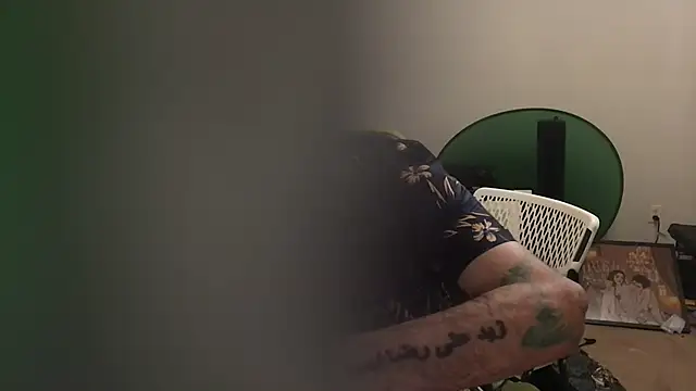 Snapshot of GForceSavage chatting on 11.17.25 GForceSavage online show from 11.17.25