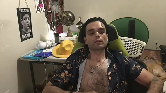 Snapshot of GForceSavage chatting on 11.18.25 GForceSavage online show from 11.18.25