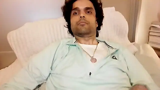 Snapshot of GForceSavage chatting on 11.26.25 GForceSavage online show from 11.26.25