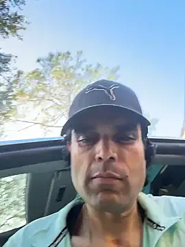 Snapshot of GForceSavage chatting on 11.27.25 GForceSavage online show from 11.27.25