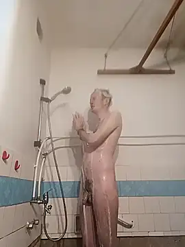 Julien emperor online show from 12.31.24