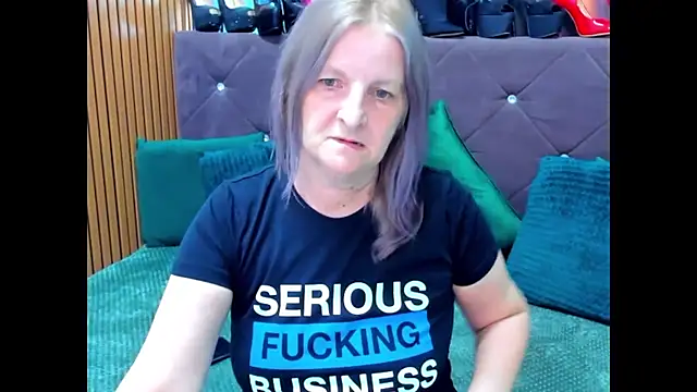 Lilly hott online show from 09.12.25