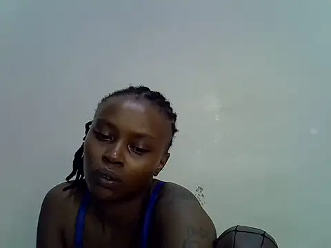 Snapshot of Rasta_tattooed chatting on 04.08.26 Rasta tattooed online show from 04.08.26