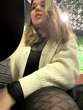 PumaShyXD online show from 10.19.25