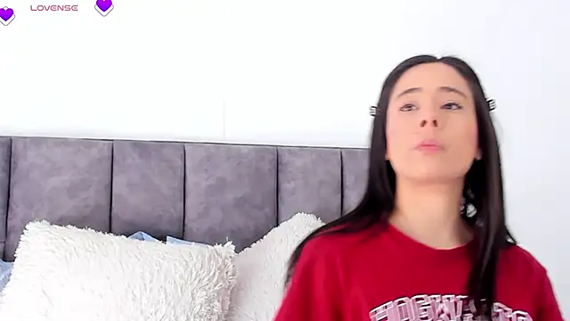 VeronicaTonu online show from 02.23.25