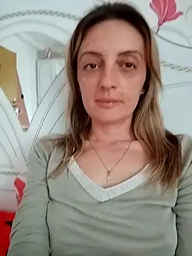 Snapshot of SophyGirl chatting on 03.23.26 SophyGirl online show from 03.23.26