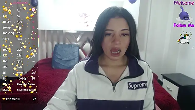 Snapshot of angelie_3 chatting on 11.18.25 angelie 3 online show from 11.18.25