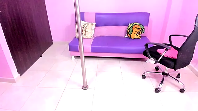 mature dirty squirt online show from 09.12.25