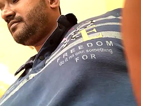 Snapshot of rabikumar1900 chatting on 11.18.25 rabikumar1900 online show from 11.18.25