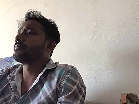 Snapshot of rabikumar1900 chatting on 11.24.25 rabikumar1900 online show from 11.24.25