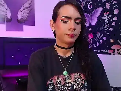 Snapshot of lilithnyx333 chatting on 03.18.26 lilithnyx333 online show from 03.18.26