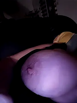 Snapshot of poussychats chatting on 02.23.25 poussychats online show from 02.23.25