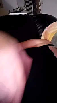 Snapshot of poussychats chatting on 02.27.25 poussychats online show from 02.27.25