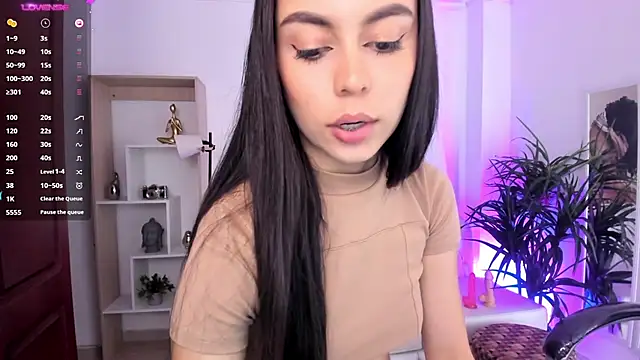 Aleejaa   online show from 01.29.25