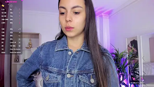 Aleejaa   online show from 02.11.25