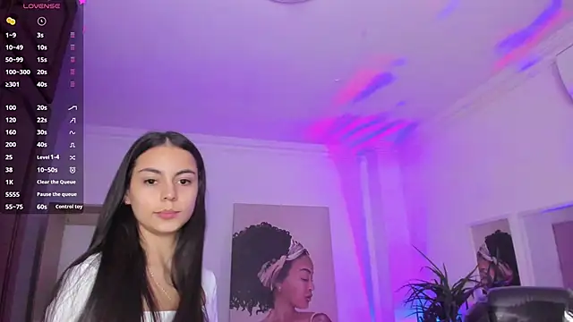 Aleejaa   online show from 02.14.25