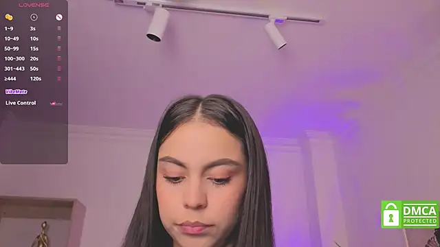 Aleejaa   online show from 10.21.25