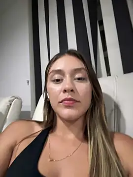 Snapshot of Rose-euphoria chatting on 02.27.25 Rose-euphoria online show from 02.27.25