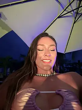 Snapshot of Rose-euphoria chatting on 03.01.25 Rose-euphoria online show from 03.01.25