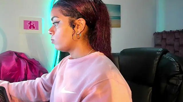 ladyrd1 online show from 12.30.24