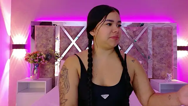 MarianaGarciaa   online show from 09.20.25