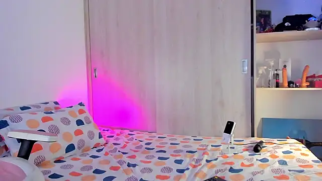 lovely kitt online show from 03.01.25