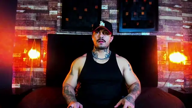 Van Velckan online show from 02.28.25