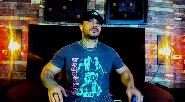 Van Velckan online show from 03.19.25