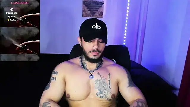 Van Velckan online show from 10.31.25