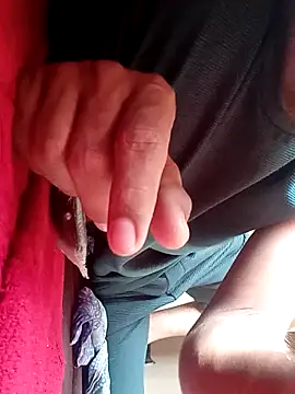 Snapshot of aditya2004_ chatting on 12.10.24 aditya2004 online show from 12.10.24