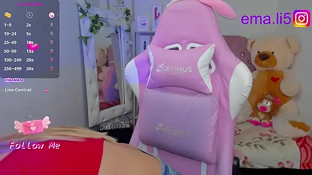 Snapshot of ema_tayy chatting on 03.20.25 ema tayy online show from 03.20.25