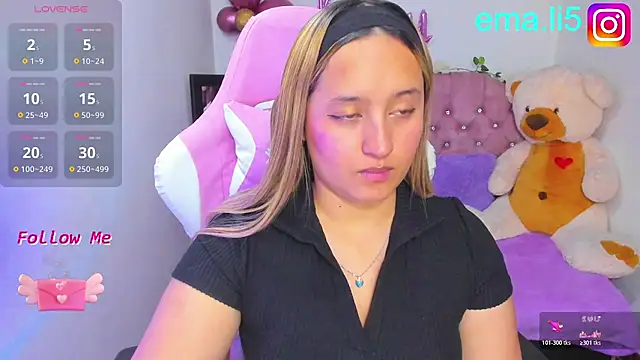 Snapshot of ema_tayy chatting on 02.04.26 ema tayy online show from 02.04.26