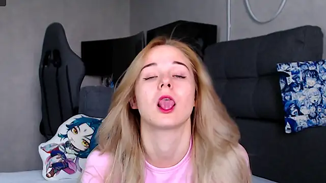 CassidyKiss online show from 10.14.25