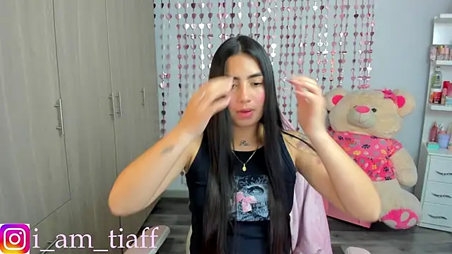 tifany tay2 online show from 07.11.26